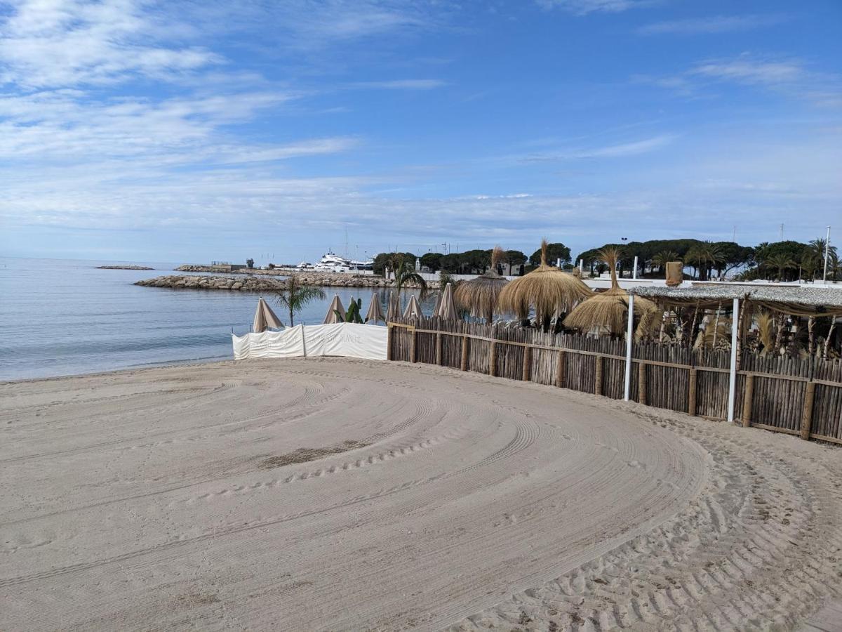 Eden Golfe Plages A Pieds Parking Prive Vallauris Exterior photo